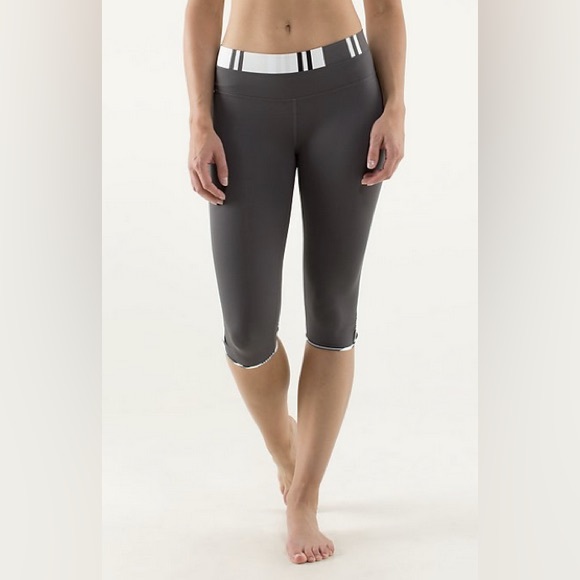 Lululemon Athletica Bandha in Light/Groove Stripe Nimbus Size 10 - Picture 1 of 6